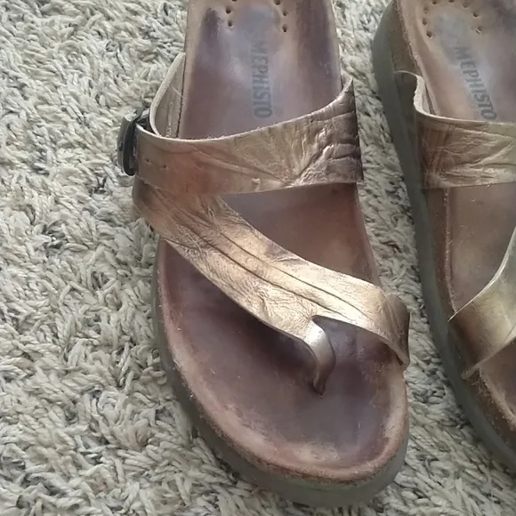 Mephisto Helen cork footbed toe loop sandals metallic gold women's sz 10