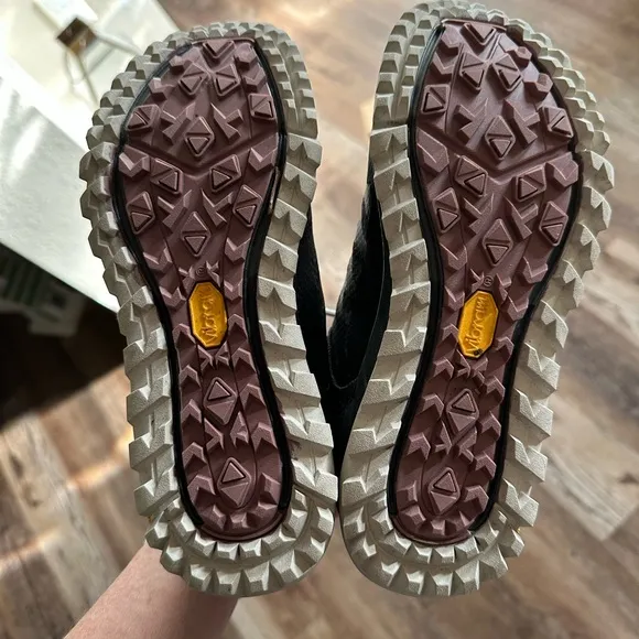 MERRELL ANTORA 2 PRINT TRAIL RUNNING SHOES WOMEN'S Sz 7 NWT