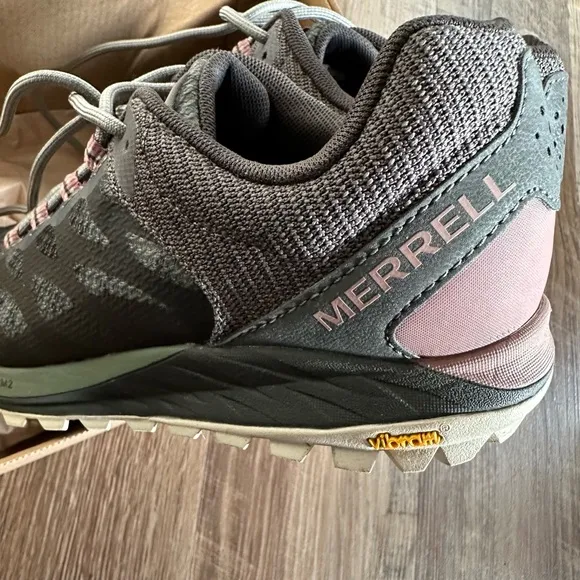 MERRELL ANTORA 2 PRINT TRAIL RUNNING SHOES WOMEN'S Sz 7 NWT