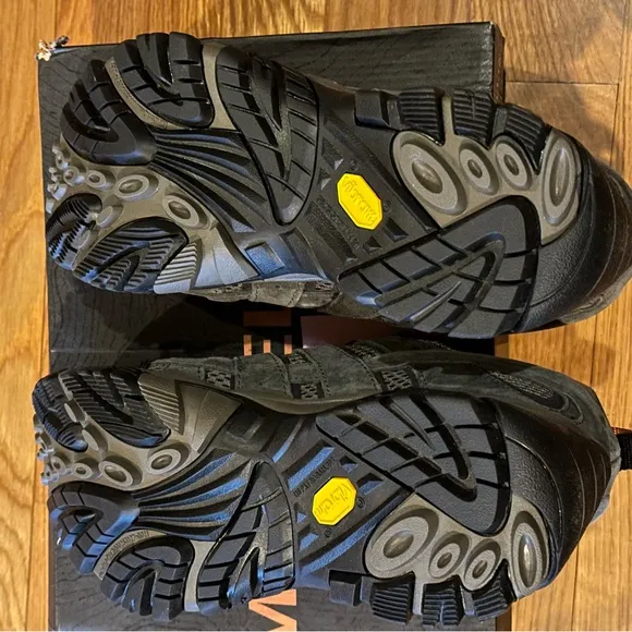 MERRELL men’s MOAB 2 VENTILATOR HIKING SHOE