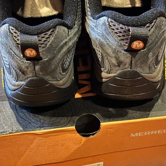 MERRELL men’s MOAB 2 VENTILATOR HIKING SHOE