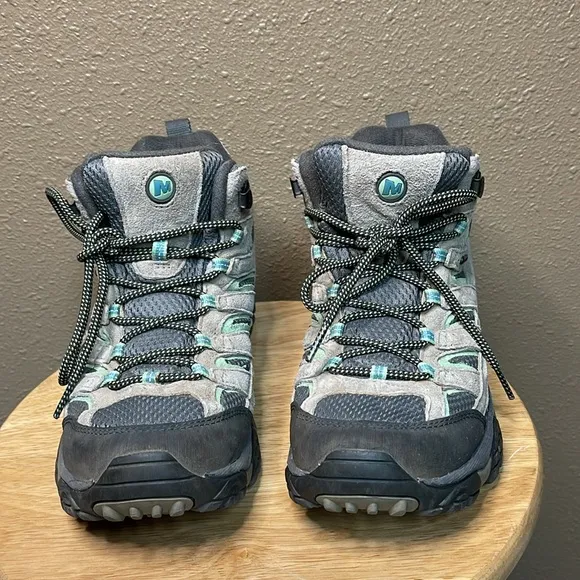 Merrell Moab 2 Mid Waterproof hiking boots Women’s 9.5 Drizzle Grey and Mint