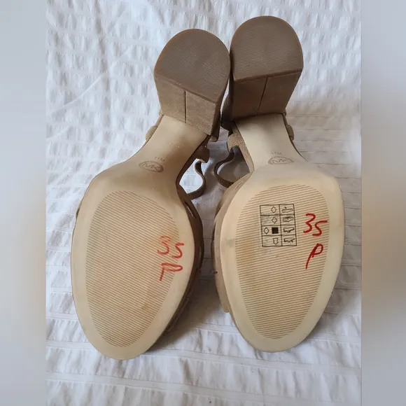 MICHAEL by Michael Kors platform suede women's sandals size 11 tan brown…