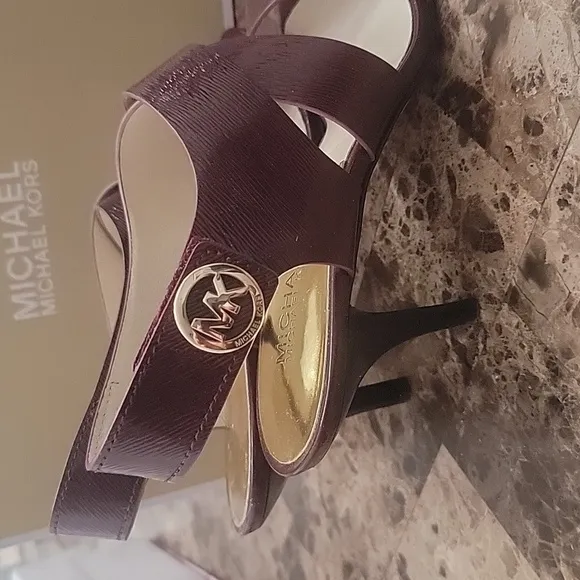 Michael Kors Joselle Open Toe Merlot Leather Heel Sandals 8M