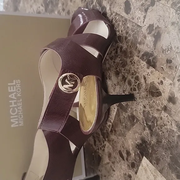 Michael Kors Joselle Open Toe Merlot Leather Heel Sandals 8M