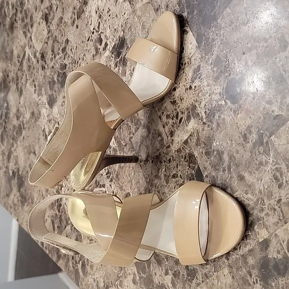 Michael Kors Open Toe Joselle Nude Sandals 10M