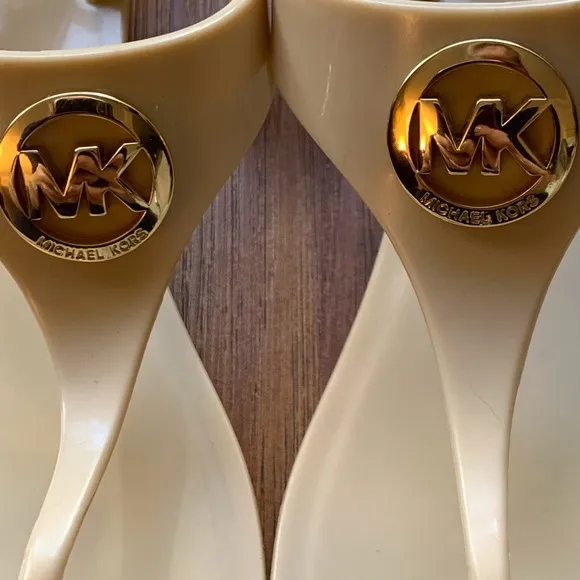 Michael Kors Sandals. Women’s size 6