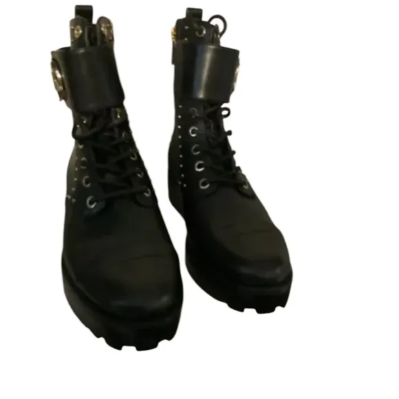 MICHAEL KORS TATUM ICONIC Black Gold Studded COMBAT BIKER BOOTS. Sz 7.5