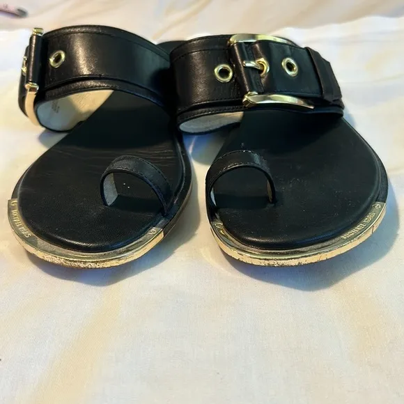 MICHAEL Michael Kors Calder Toe Loop Sandals