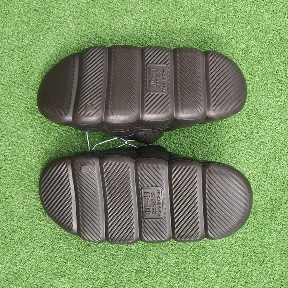 Midnight Carbon Black Rolling Topographic Platform Slide Sandals Men Sm 8-9 NWT