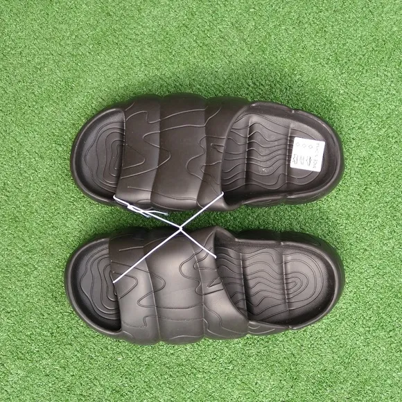 Midnight Carbon Black Rolling Topographic Platform Slide Sandals Men Sm 8-9 NWT