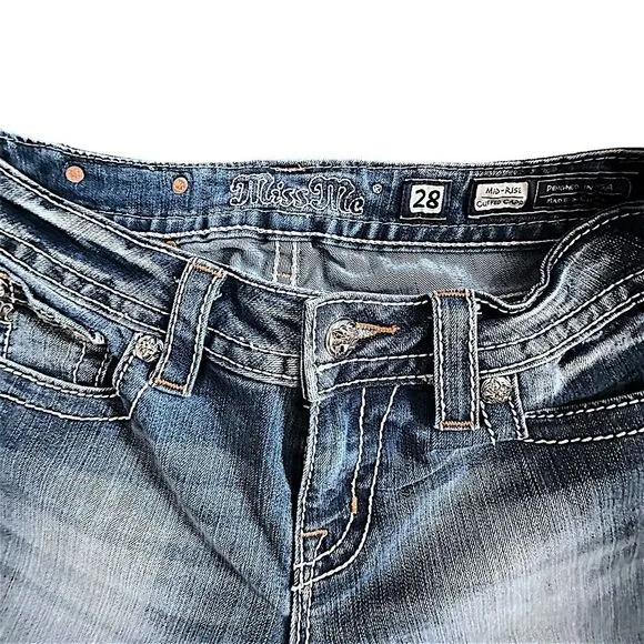 Miss Me Cuffed Capri Jeans Women’s Mid-Rise Blue Medium Wash Stretch - Size 28