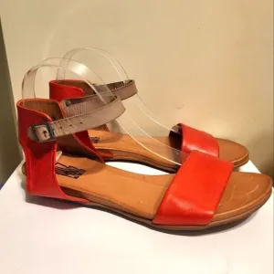 Miz Mooz &quot;Alanis&quot; Red Butter Soft Leather Sandals Sz.8 MSRP $149
