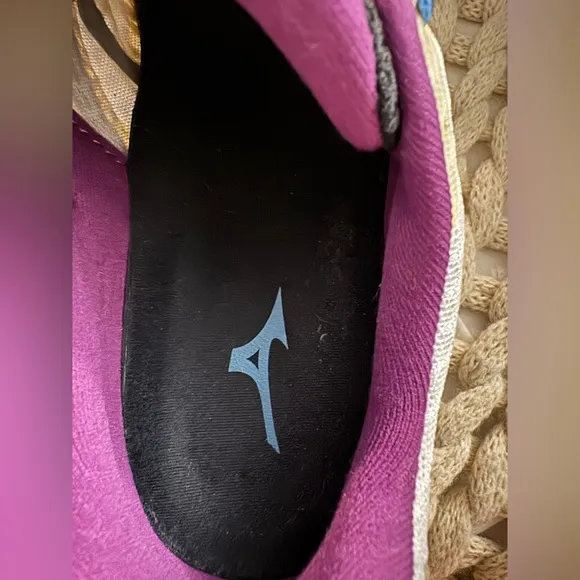 Mizuno running shoe - 9.5 Women’s