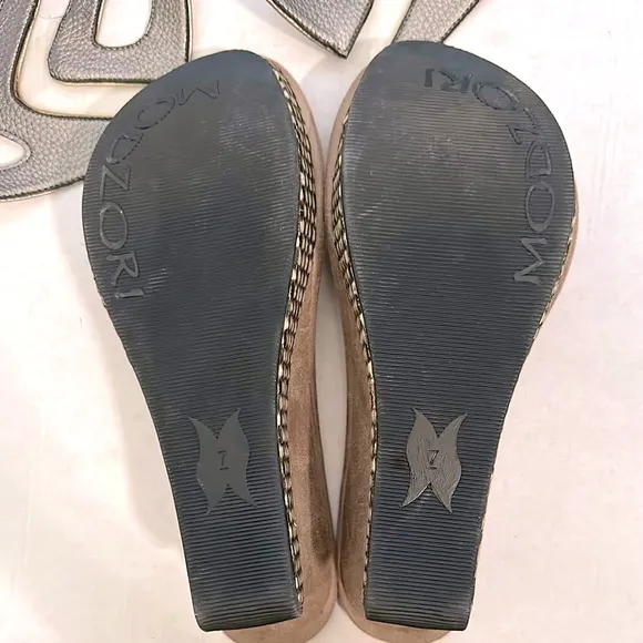 Modzori’s Zoey Stylish Women's reversible Wedge Sandals gold/silver size 7