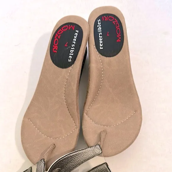 Modzori’s Zoey Stylish Women's reversible Wedge Sandals gold/silver size 7