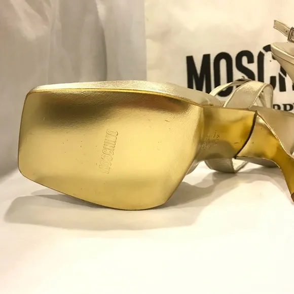 MOSCHINO metallic gold square toe Sandals