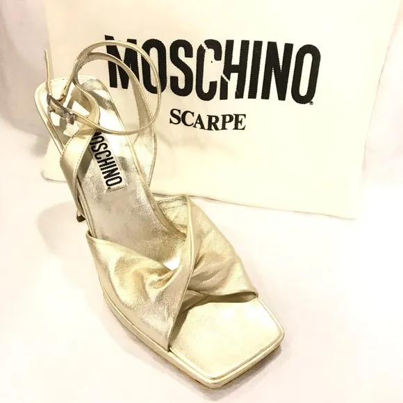 MOSCHINO metallic gold square toe Sandals