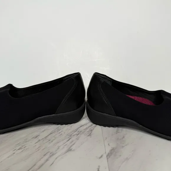 Munro Traveler Black Slip On Shoe 8 1/2 W