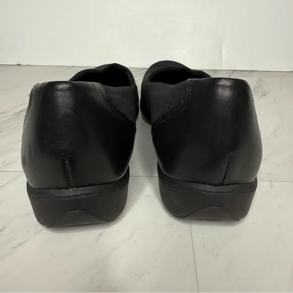 Munro Traveler Black Slip On Shoe 8 1/2 W