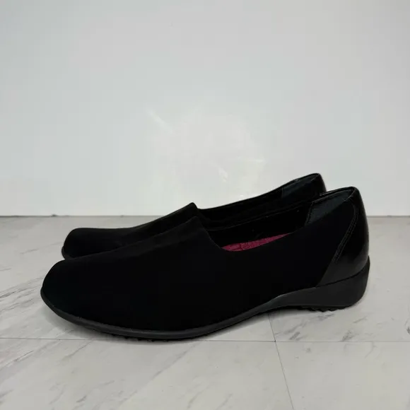 Munro Traveler Black Slip On Shoe 8 1/2 W