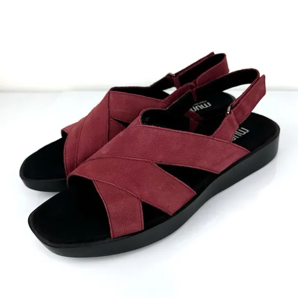Munro Women's Micah Suede Open Toe Slingback Sandals Red Size 9.5