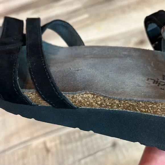 Naot Brittany cork bed black suede sandals size 41 / US 10/10.5