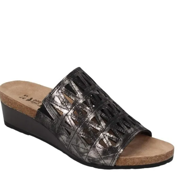 NAOT Crown Wedge Sandals Size 7