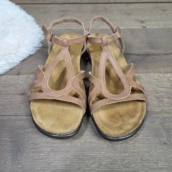 Naot Dorith Brown Strappy Sandals