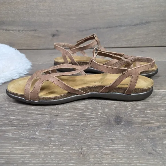 Naot Dorith Brown Strappy Sandals