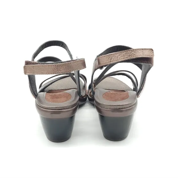 Naot Innovate Womens Sandals Size 8 EU 39 Copper Leather Rhinestone Straps Heel