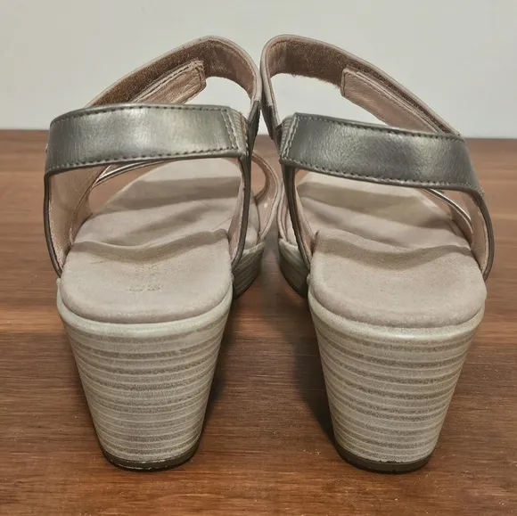 Naot Intact Women's Heels Khaki Tan Beige Pewter Leather Sandals - Size 39M