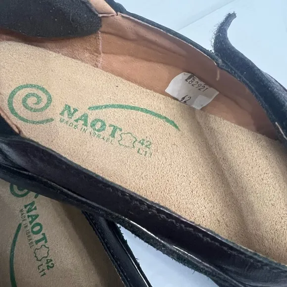 NAOT Matai Womens Mary Jane Comfort Shoes Sz EUR 42.Purple leather with swirl