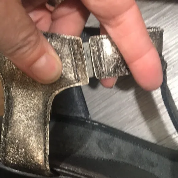 NAOT NWT Silver Leather Flirt Style Sandals size 42 equals 11-1.5
