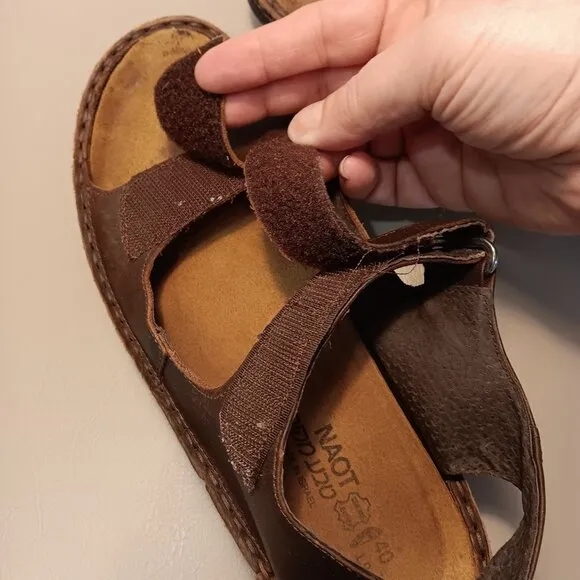 Naot women's 'Karenna' dark brown adjustable leather sandals sz 40 or sz 9 - 9.5