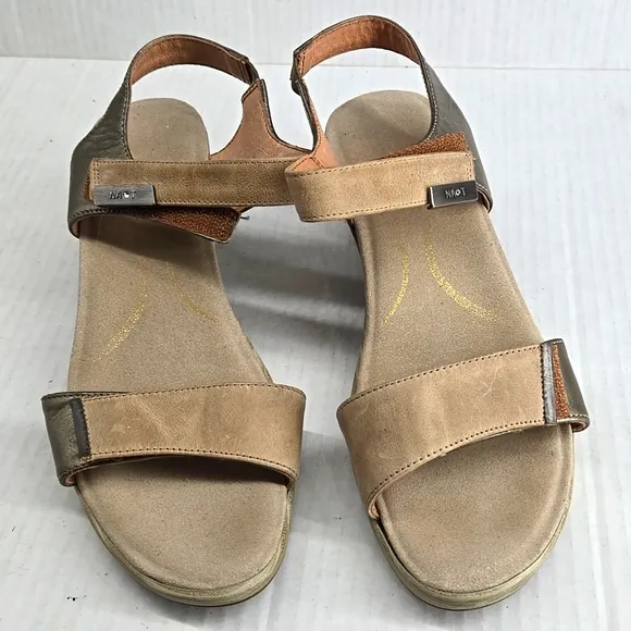 NAOT Women's Tan Leather Sandals Intact Khaki Beige/Pewter EU 39 US 8-8.5