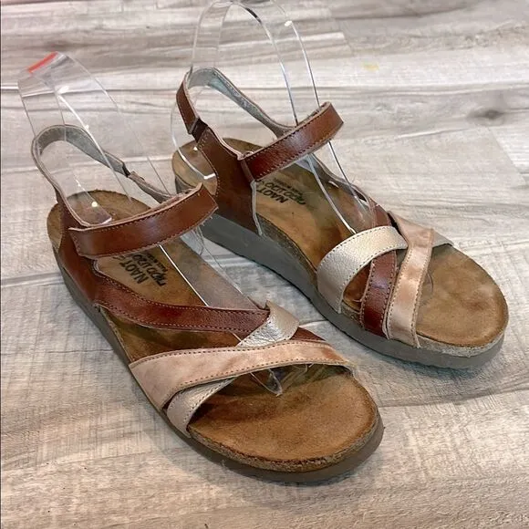 Naot Sophia leather sandals size 40/9-9.5