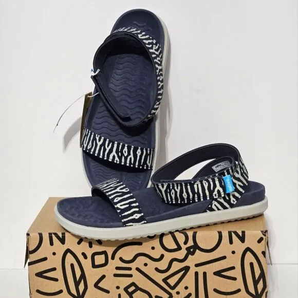 Native, Womens sandals in zebra/cuddlefish. NIB-Size 8