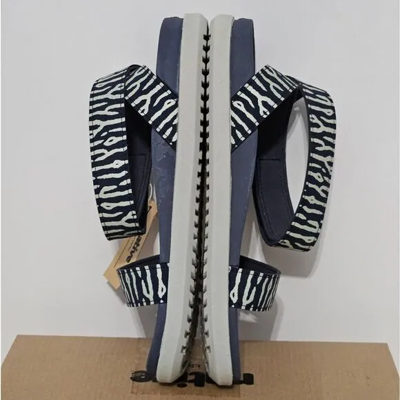 Native, Womens sandals in zebra/cuddlefish. NIB-Size 8
