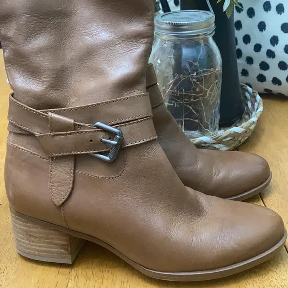 Naturalizer Brown Leather Boots