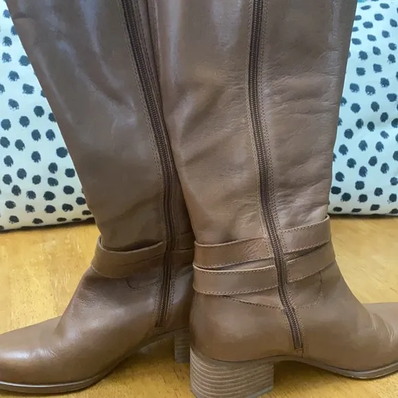 Naturalizer Brown Leather Boots
