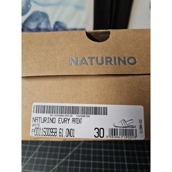 Naturino Girl's Evry  White closed toe sandals EU 30 (US‎ 12-12.5 Little Kid) M