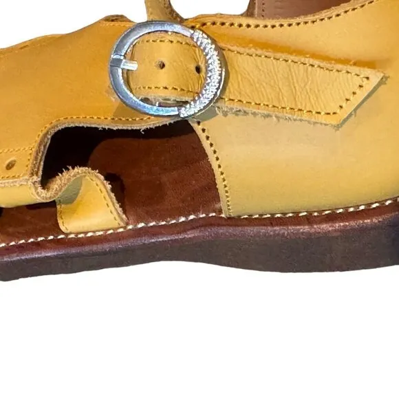 NEW Adelisa &amp; Co Flora Sandals