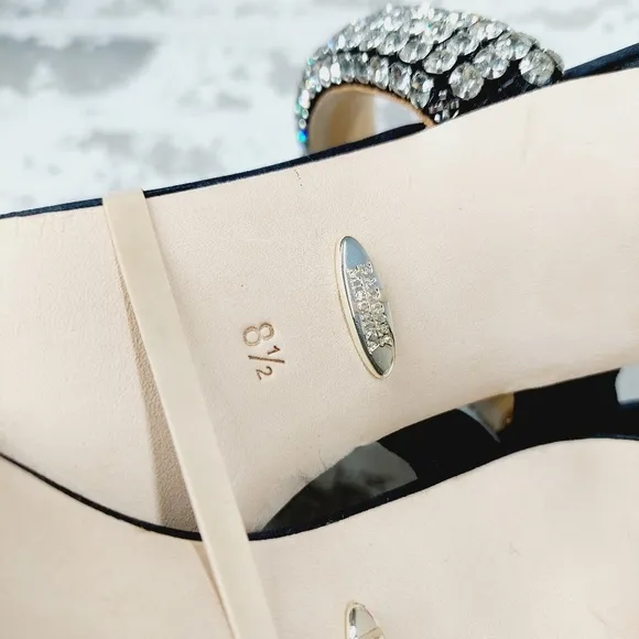 NEW Badgley Mischka Sade Black Rhinestone Heeled Summer Sandals A707