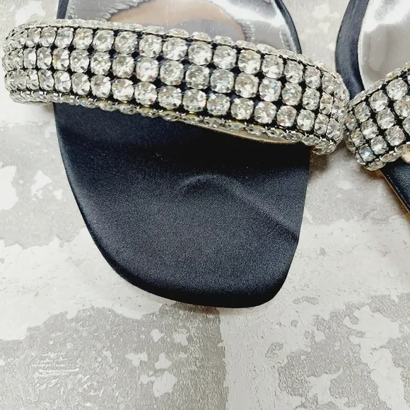NEW Badgley Mischka Sade Black Rhinestone Heeled Summer Sandals A782