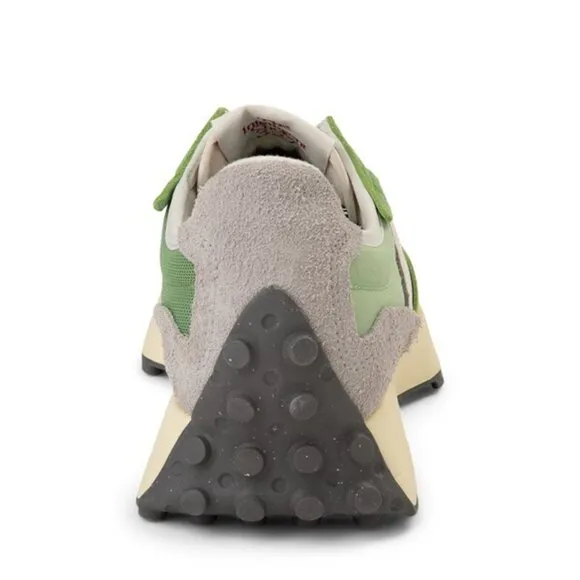 New Balance 327 Men's Running Shoes – Chive/Avocado – Size 9 – New with Box