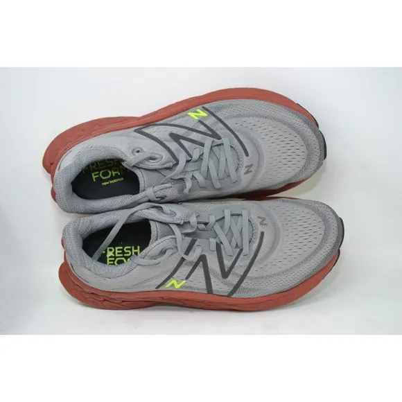 New Balance fresh foam x more V4 mens size 10 D shoes gray running sneakers