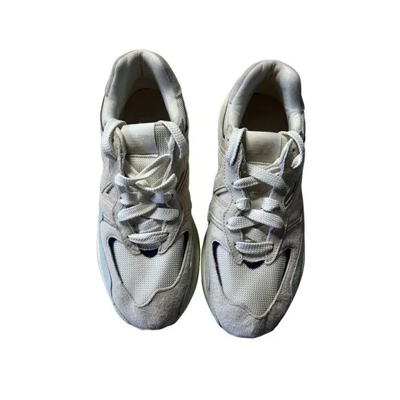 New Balance Men's White &amp; Pink Intelligence Choice Lace-Up Sneaker Shoes Size 8.