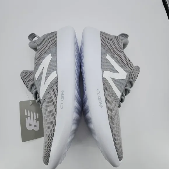 New Balance RCVRY G2 Shoes Mens 9 D Grey Recovery Lacrosse Sneakers NEW in Box
