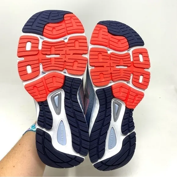 New Balance W880GP8 XWIDE running shoes